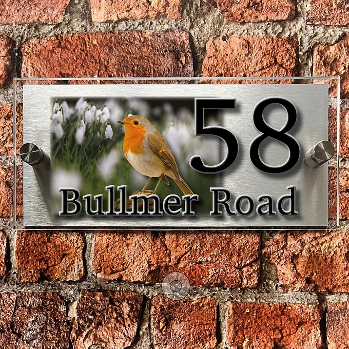 'Robin' house sign