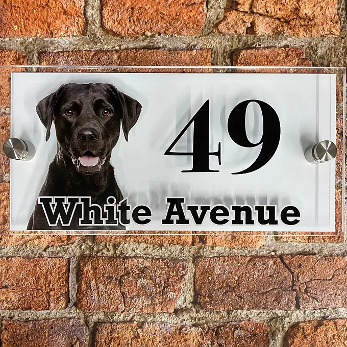 'Black Labrador' house sign number