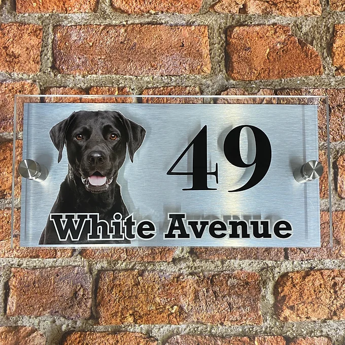 'Black Labrador' house sign number