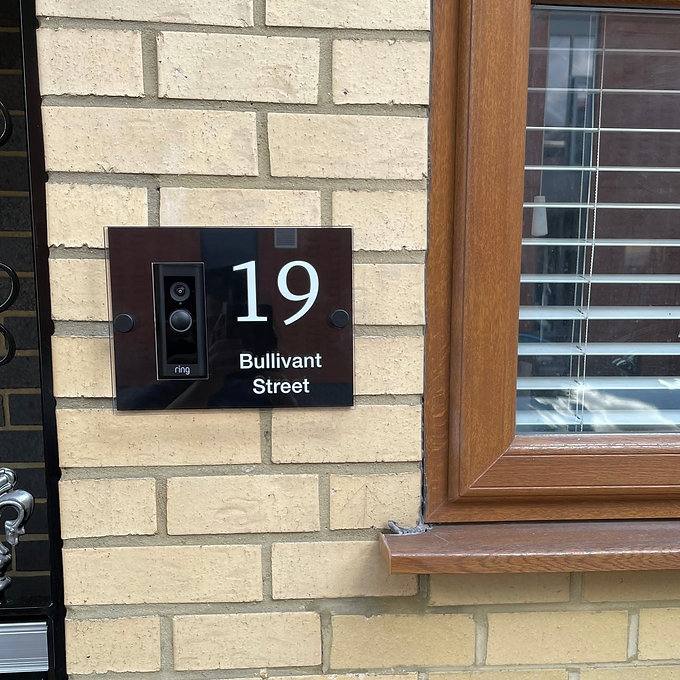Ring 2 PRO Hard Wired Doorbell house number sign