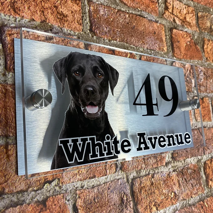 'Black Labrador' house sign number