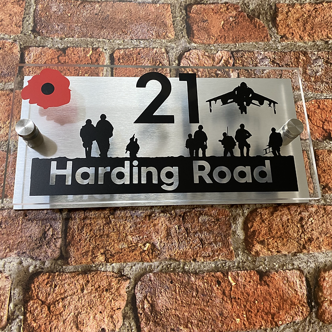 'Heros' house sign