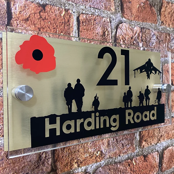 'Heros' house sign